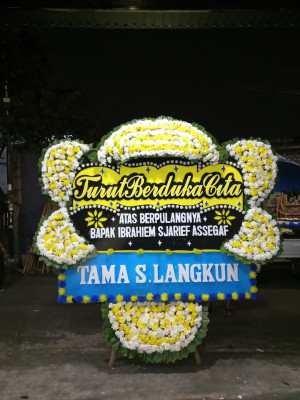 Papan Bunga Duka di Ramania